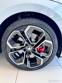 Škoda Octavia IV RS 2.0 TSI 5r zaruka - 9
