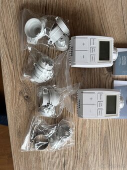 Bezdrátová termohlavice Tesla Smart Thermostatic Valve TV100 - 9