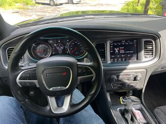 Dodge charger 5,7 hemi v8 - 9