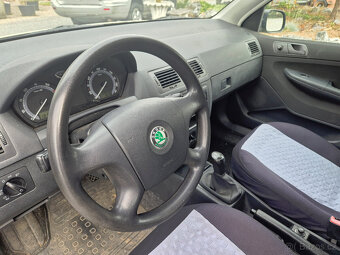 Škoda Fabia 1,2 HTP, NOVÁ STK - 9