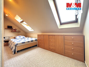 Prodej dvougeneračního RD v Hati, ul. Lipová - 9