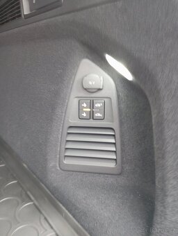 VW TOUAREG NOMÁD - 9