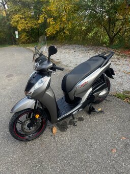 Honda SH 300 i ABS zamluveno do 7.12. - 9