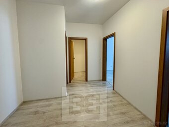 Krásný byt 2+kk (58m2) s balkonem (15m2) v Olomouci na ulici - 9