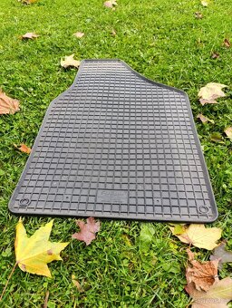 Gumové koberce VW Sharan - 9