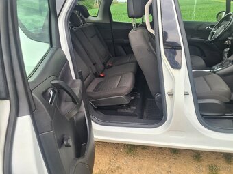 Opel Meriva - 9