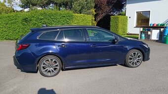 Toyota Corolla 2.0 HYBRID GR odpočet DPH - 9