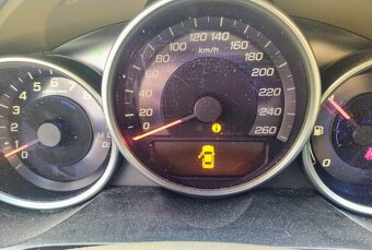 Honda Legend KB1 3.5 V6 VTEC SH-AWD - dva vozy - 9