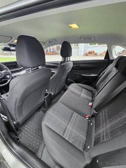 Hyundai i20 1.2i, 2023 - v záruce, 1. majitel - 9