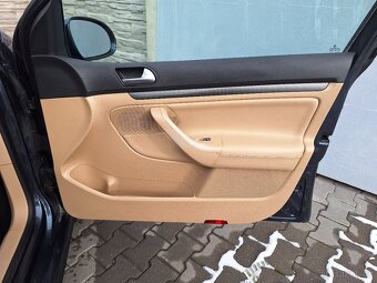 Volkswagen Golf, 1,9TDi,4MOTION,77kW,tažné,výhřev - 9