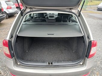 Škoda Octavia II kombi 1.6 TDi AMBIENTE - 9