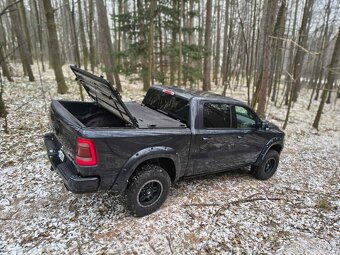 Predám hardtop na Dodge Ram 1500 4 a 5 generacie - 9