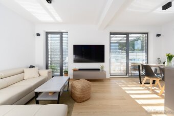 Novostavba Zlín Kudlov, rodinný dům 117 m², pozemek 520 m² - 9