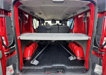 Renault Trafic 2.0DCi 6MÍST PŮVOD ČR odp.DPH manuál 66 kw - 9