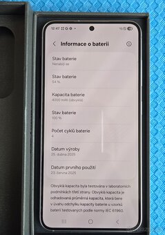 Samsung Galaxy S25 Silvershadow 128GB ZÁNOVNÍ - 9