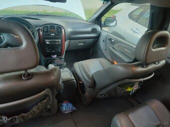 Chrysler Grand Voyager 2,8 CRD automat Stow´N Go, 7míst - 9