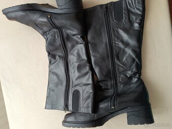 Polobotky, kozačky, bačkory - 9