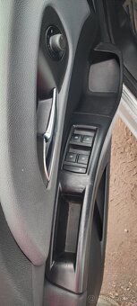 Opel Meriva B 1.4 - 9