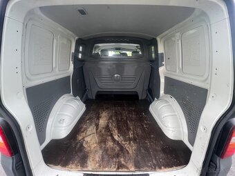 VW Transporter T5 1.9 TDI - 9