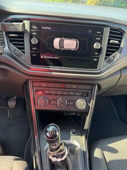 Volkswagen T-Roc - 9
