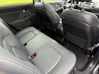 Kia Sportage 2,0CRDi 135kW 4x4 MT/PANORAMA/ - 9