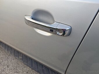2x Hyundai ix55 + druhá na dily= 2 auta, rychle dohoda - 9