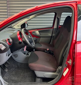 Toyota Aygo, 1.0i, ISOFIX - 9