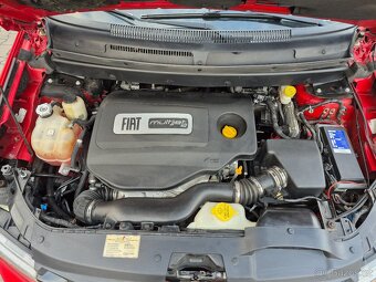 Fiat Freemont 2.0 Multijet Cross 125kW - 9