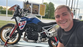 BMW F 900 GS – novinka 2025, styl GS Trophy - 9