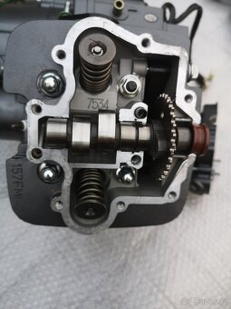 Keeway Rkv 125 na díly, najeto jen 83km. - 9