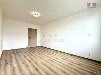 Pronájem bytu 3+1, 64 m², Kladno, ul. Čs. armády - 9