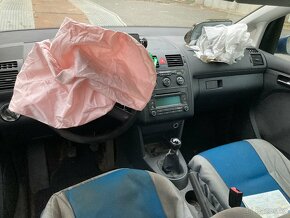 Díly Touran 1,9tdi 77kw - 9