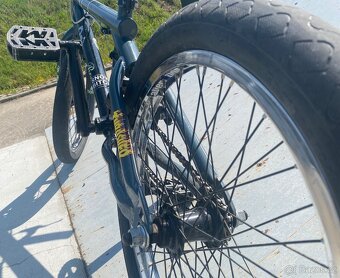kolo BMX - 9