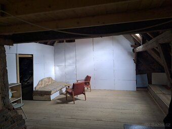 dům  v obci Bělotín- místní část  Lučice na Moravě - 9