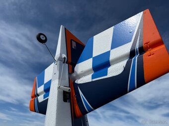 Rc Letadlo E-flite Extra 330 SC 1.3m - 9