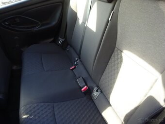 Toyota Yaris 1.5 e-CVT HYBRID,AUTOMAT,GARANCE KM, 1. MAJIT - 9