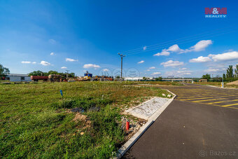 Prodej pozemku k bydlení, 889 m², Račice - 9