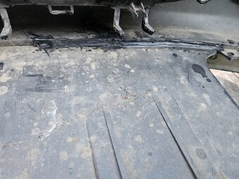 Opel Astra H přední nárazník. - 9