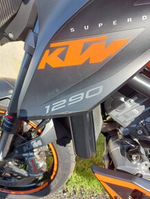 KTM 1290 SUPER DUKE R - 9