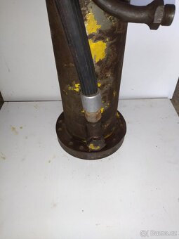HYDRAULICKA PISTNICE - 9
