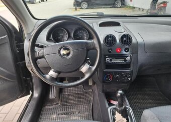 Chevrolet Kalos 1,2 i Sport benzín manuál 63 kw - 9