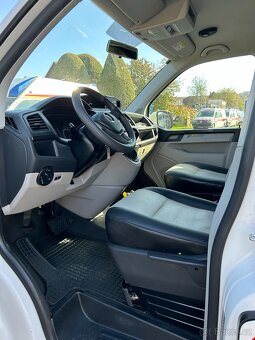 VW T6 2.0 TDI Sanitní vůz DSG - 4x4 - 9