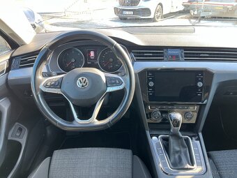 Volkswagen Passat 2.0TDI 110kW 1.majitel Manuál - 9