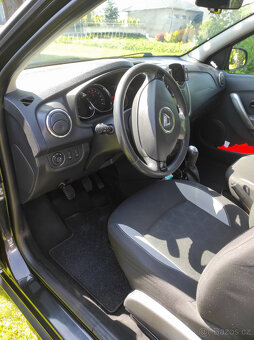 Dacia Sandero Stepway 0.9 66 kW - 9