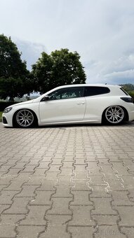 Volkswagen shirocco R DSG - 9