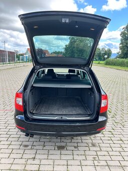 ŠKODA SUPERB II FACELIFT 2014 2.0 TDI DSG XENONY, LED - 9