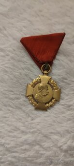 Medaile, vyznamenání. - 9