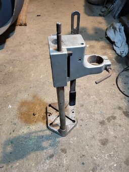 Stojan na vrtačku - 9