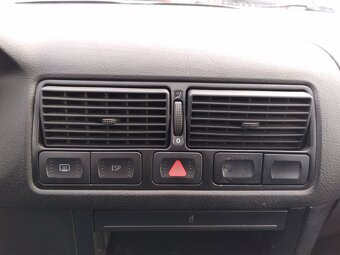 VOLKSWAGEN GOLF 1.4 SPECIAL KLIMA - 9