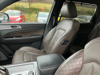 SSANGYONG REXTON 2,2D PREMIUM 4X4 - 9